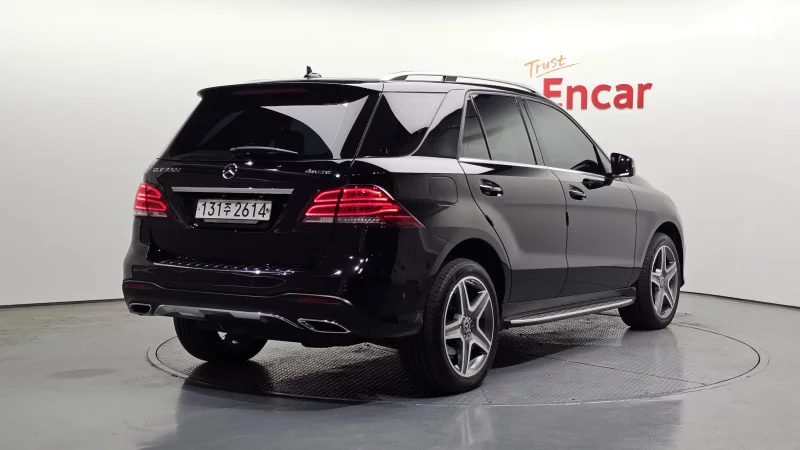 Mercedes-Benz GLE-Class