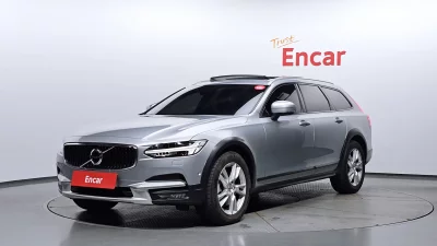 Volvo V90