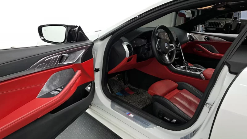 BMW 8-Series