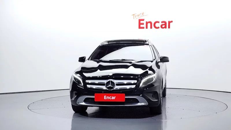 Mercedes-Benz GLA-Class