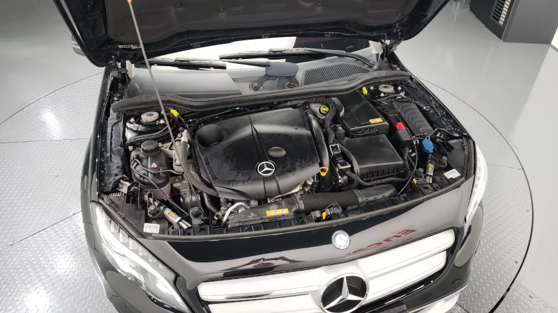 Mercedes-Benz GLA-Class