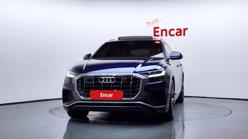 Audi Q8