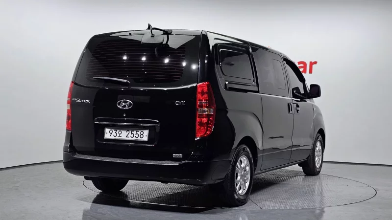 Hyundai Grand Starex