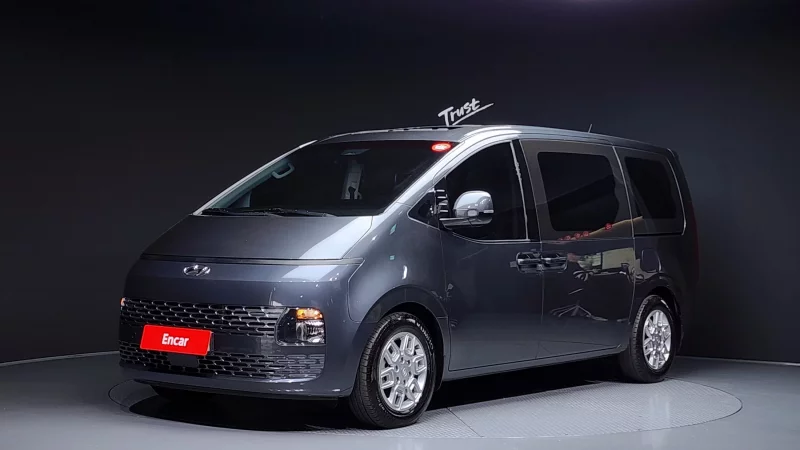 Hyundai Staria