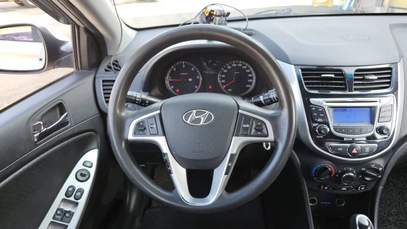 Hyundai Accent