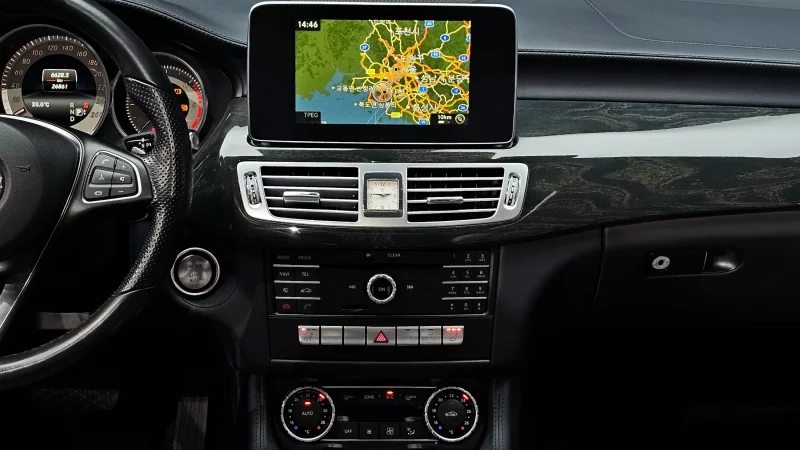 Mercedes-Benz CLS-Class