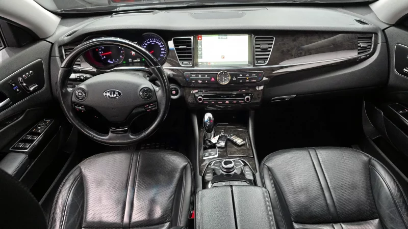 Kia K9