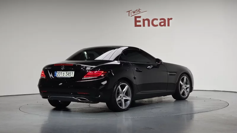 Mercedes-Benz SLC-Class