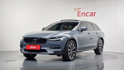 Volvo V90