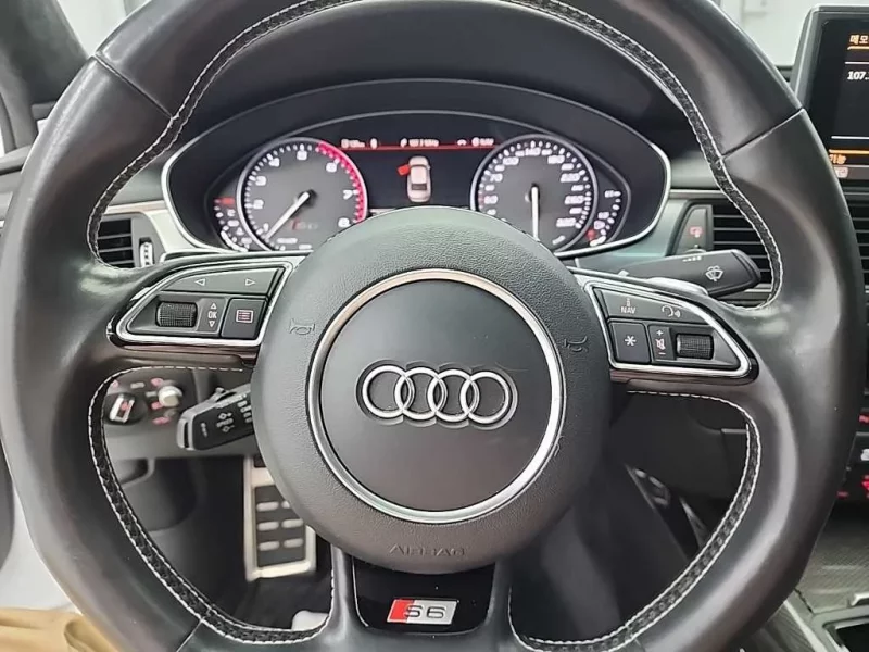 Audi S6