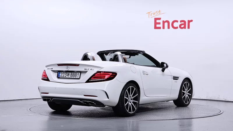Mercedes-Benz SLC-Class