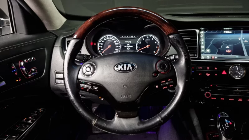 Kia K9