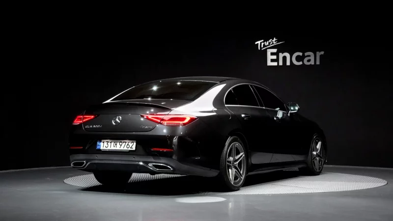Mercedes-Benz CLS-Class