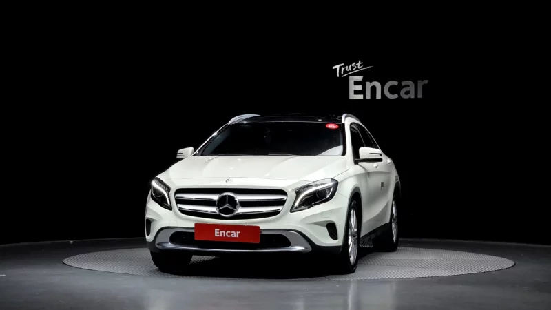 Mercedes-Benz GLA-Class