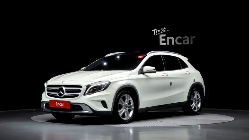 Mercedes-Benz GLA-Class