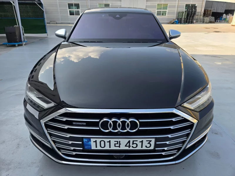 Audi A8