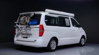 Hyundai Starex