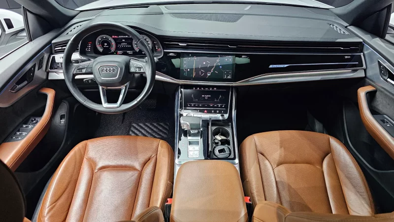 Audi Q8