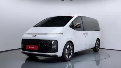 Hyundai Staria