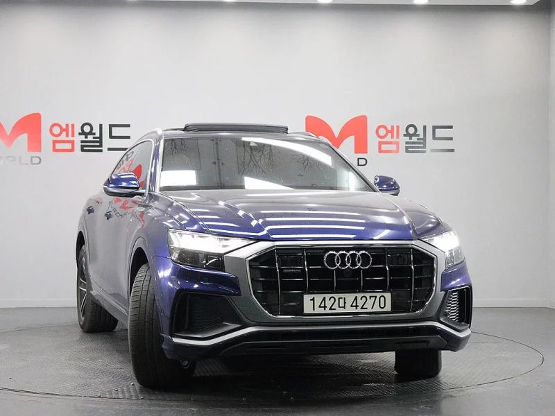 Audi Q8