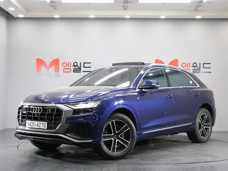 Audi Q8