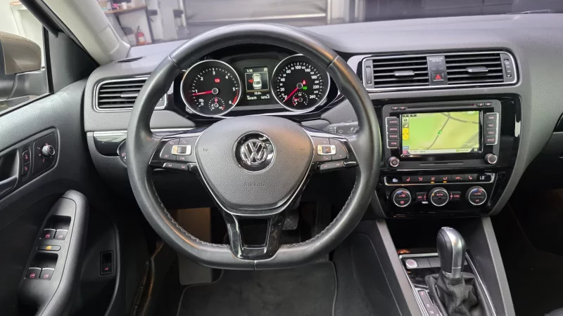 Volkswagen JETTA
