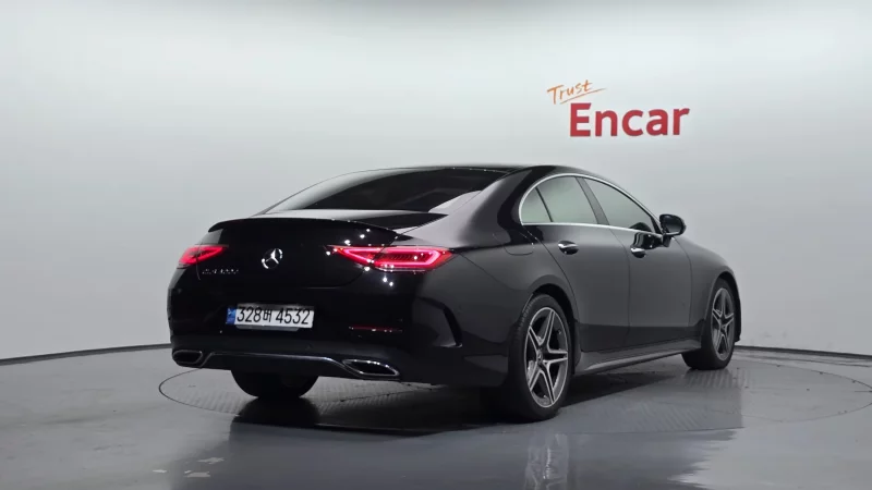 Mercedes-Benz CLS-Class