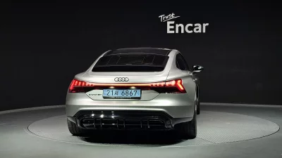 Audi E-TRON GT