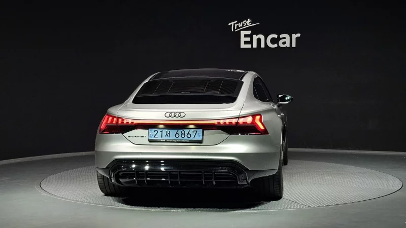 Audi E-TRON GT