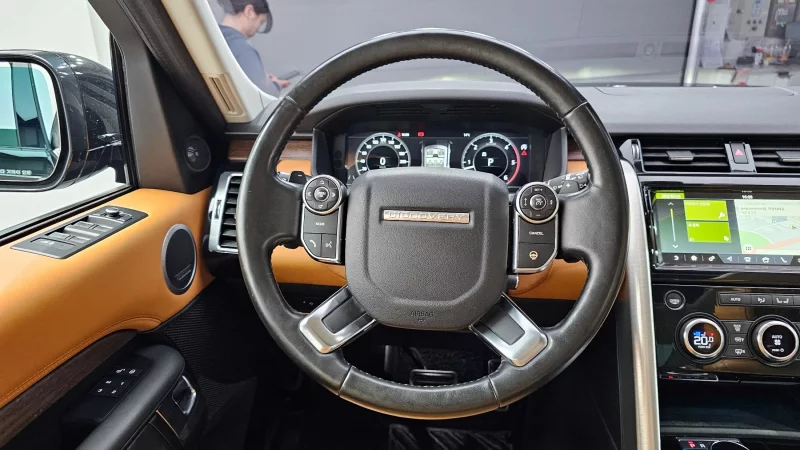 Land Rover DISCOVERY