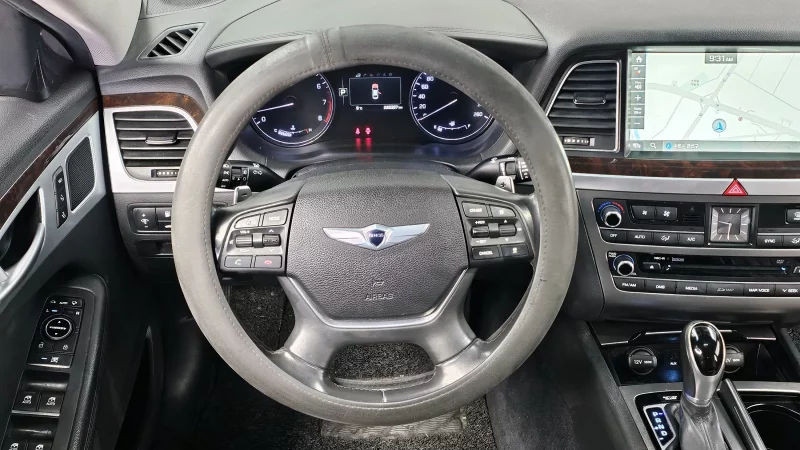 Hyundai Genesis