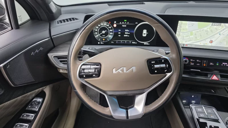 Kia K8
