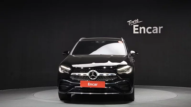 Mercedes-Benz GLA-Class