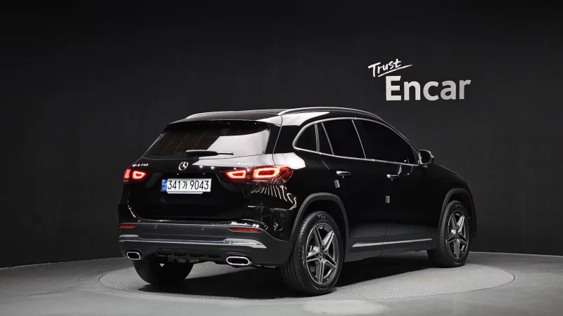 Mercedes-Benz GLA-Class