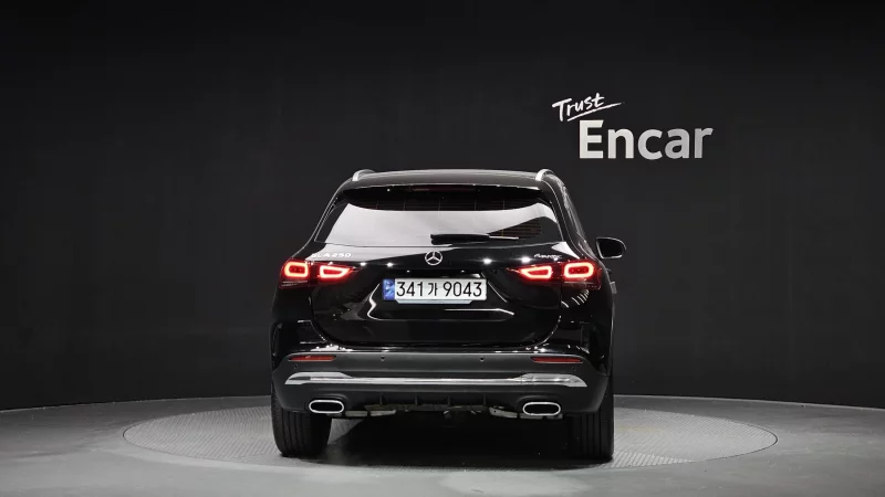 Mercedes-Benz GLA-Class