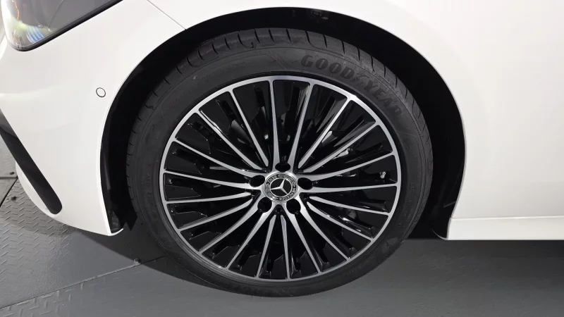 Mercedes-Benz CLE-Class