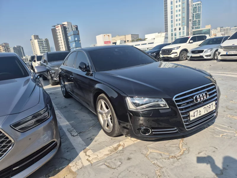 Audi A8