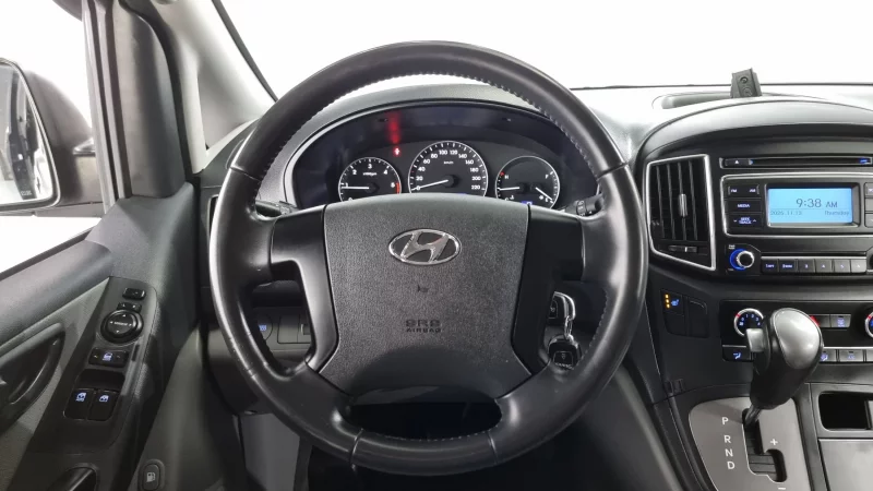 Hyundai Grand Starex
