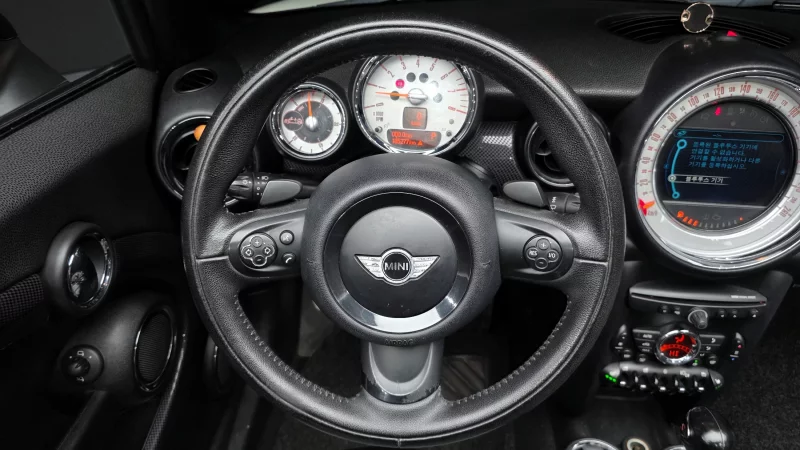MINI Cooper Convertible