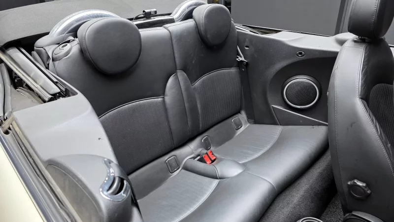 MINI Cooper Convertible