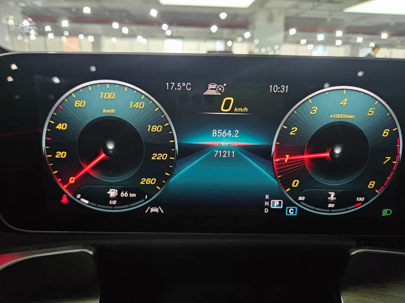 Mercedes-Benz GLB-Class