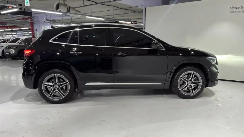 Mercedes-Benz GLA-Class