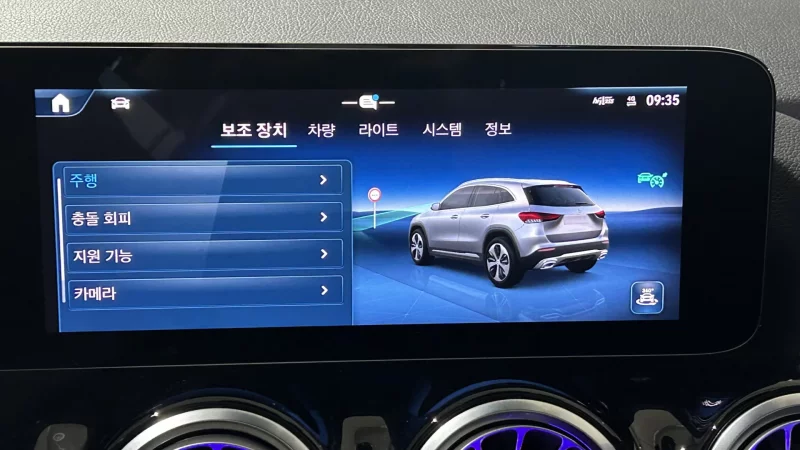 Mercedes-Benz GLA-Class