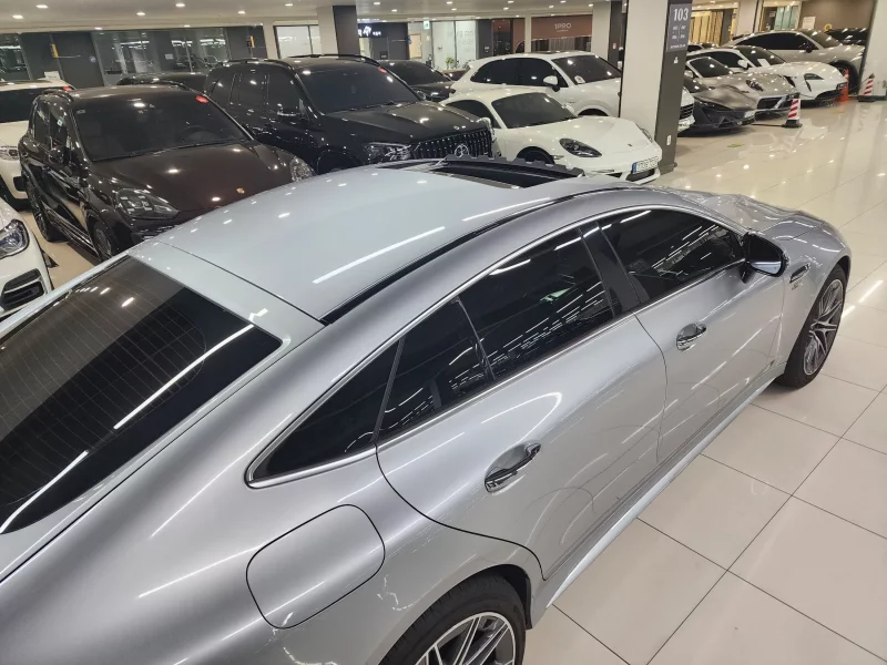 Mercedes-Benz AMG GT