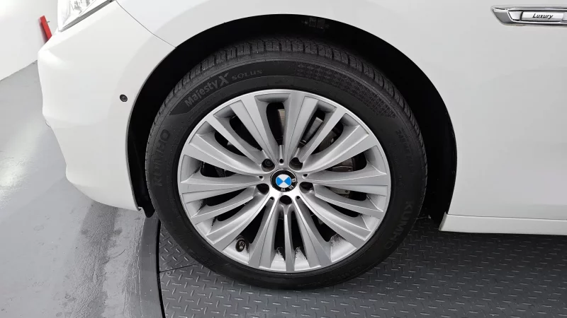 BMW 5-Series Gran Turismo