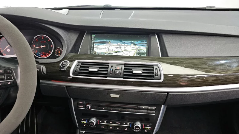 BMW 5-Series Gran Turismo