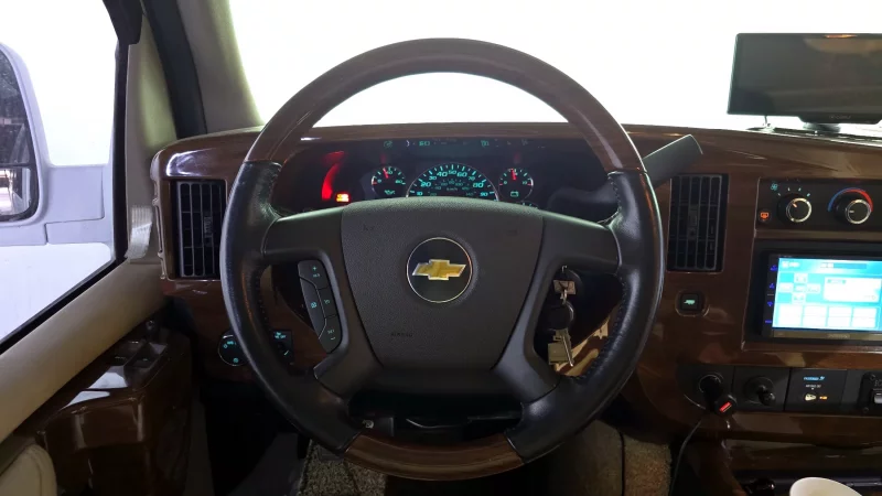 Chevrolet Express Van