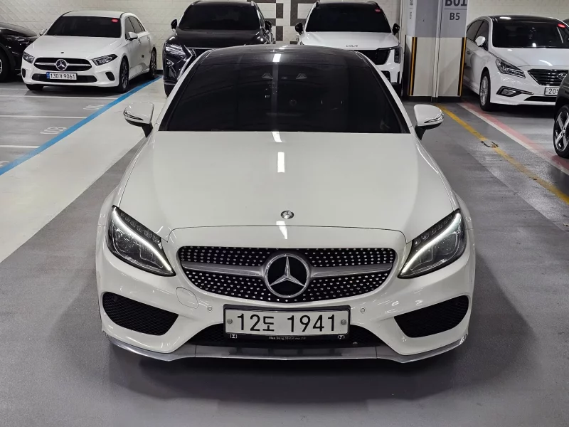 Mercedes-Benz C-Class