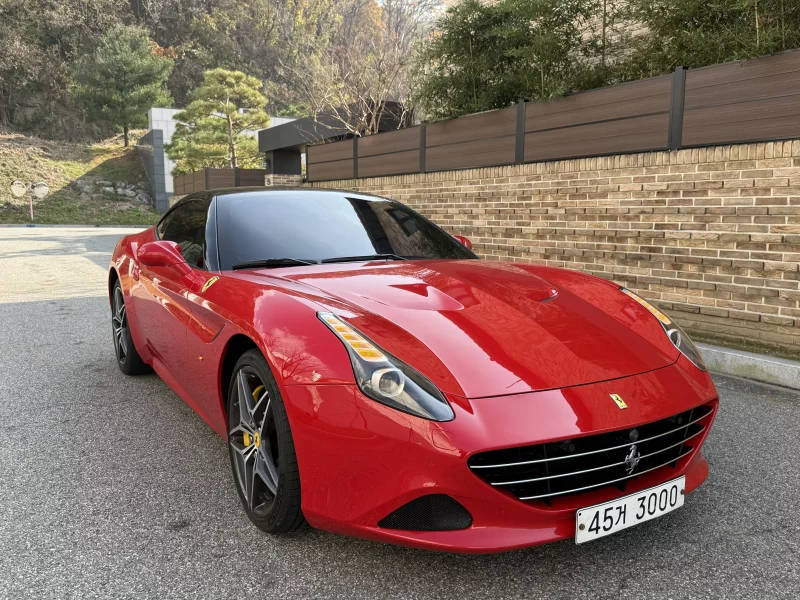 Ferrari CALIFORNIA