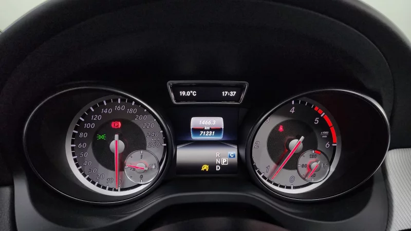 Mercedes-Benz GLA-Class